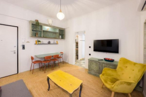 Vintage Apt next to Acropolis